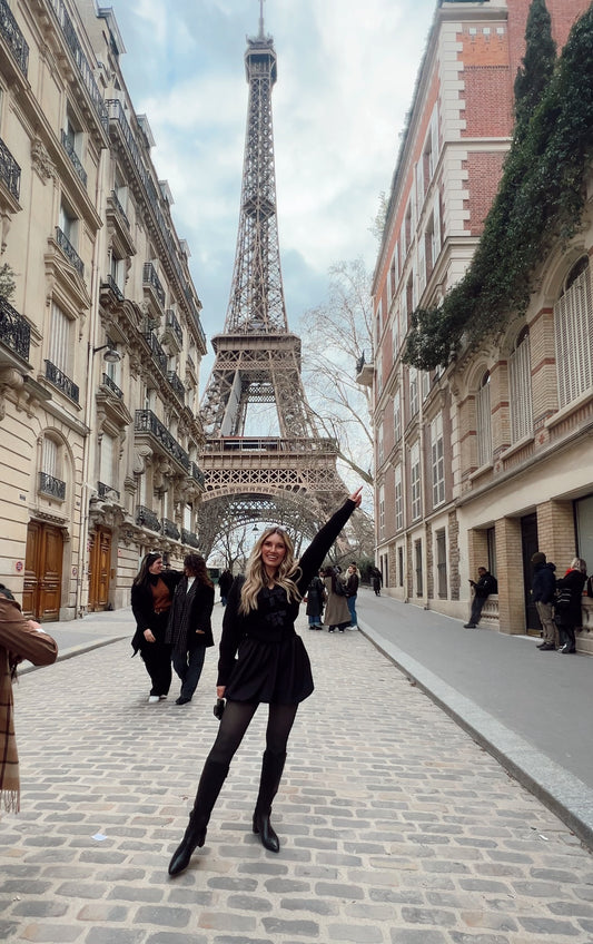 Paris Glow Grid Retreat